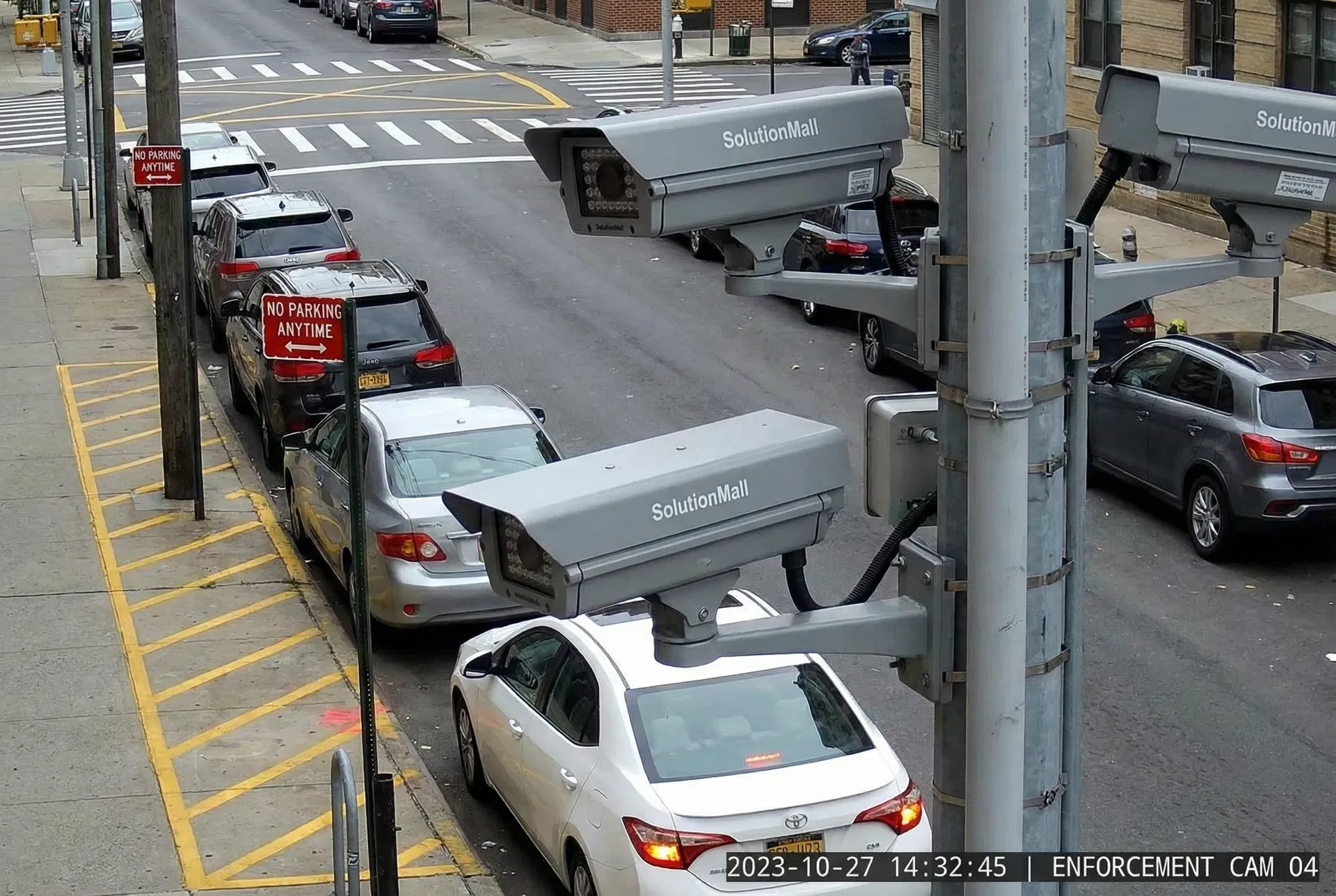 Strict No-Parking Zone